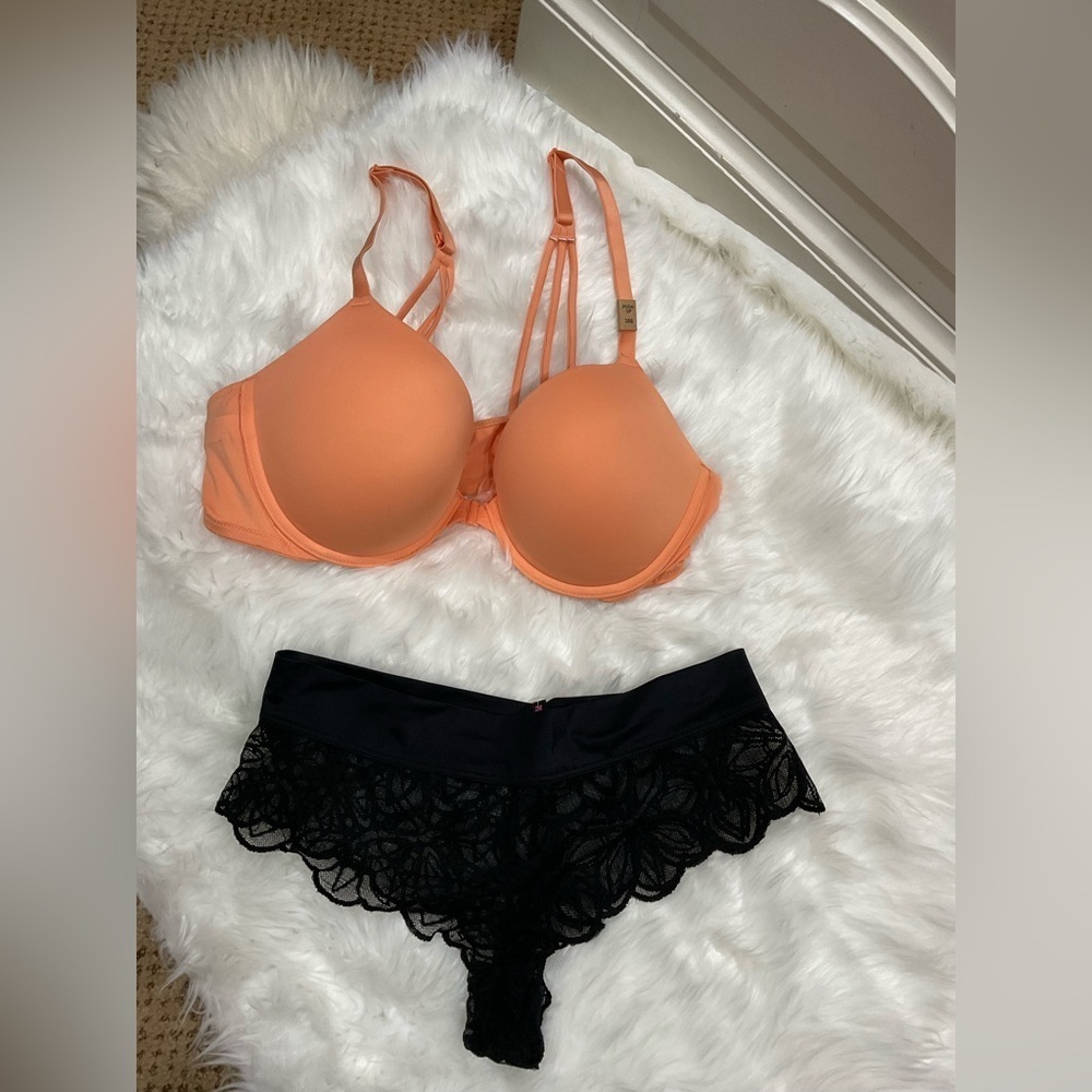 PINK Victoria's Secret Orange and Black Bra Intimates